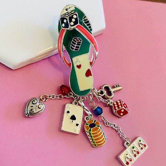 Lucky Charm Flip Flop Enamel Pin With Silver Tone Dangling Charms Playing Cards - Picture 1 of 4